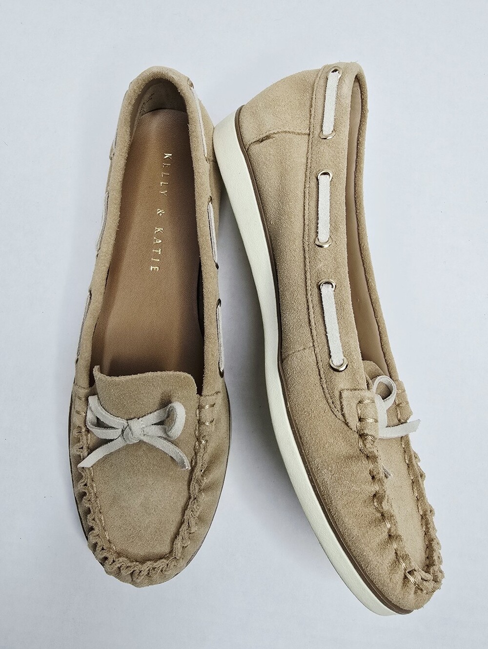 Kelly & Katie "Tiewiel" Leather Moccasin Style Boat Shoe Size 6.5